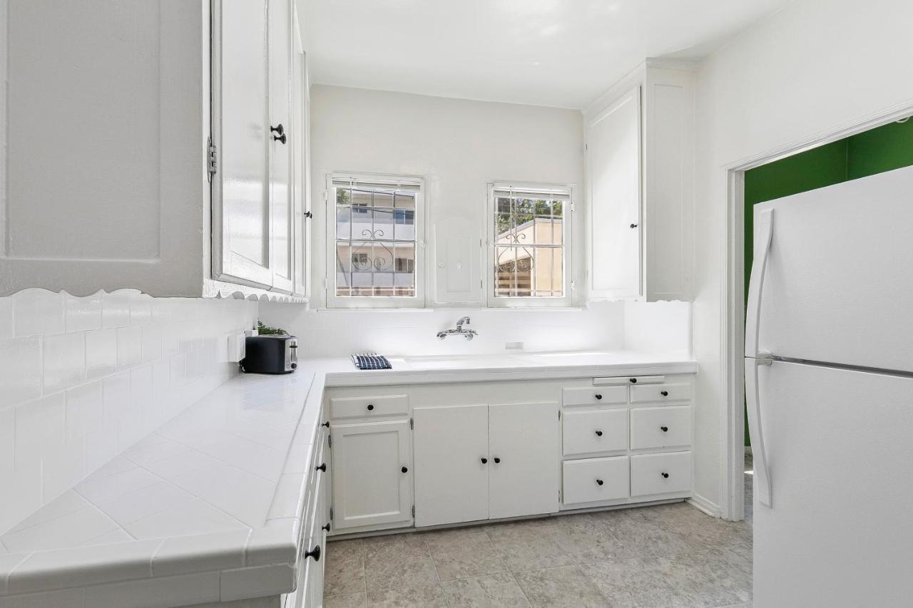 Apartahotel Beverly Hills Stylish & 1 Bedroom + Parking