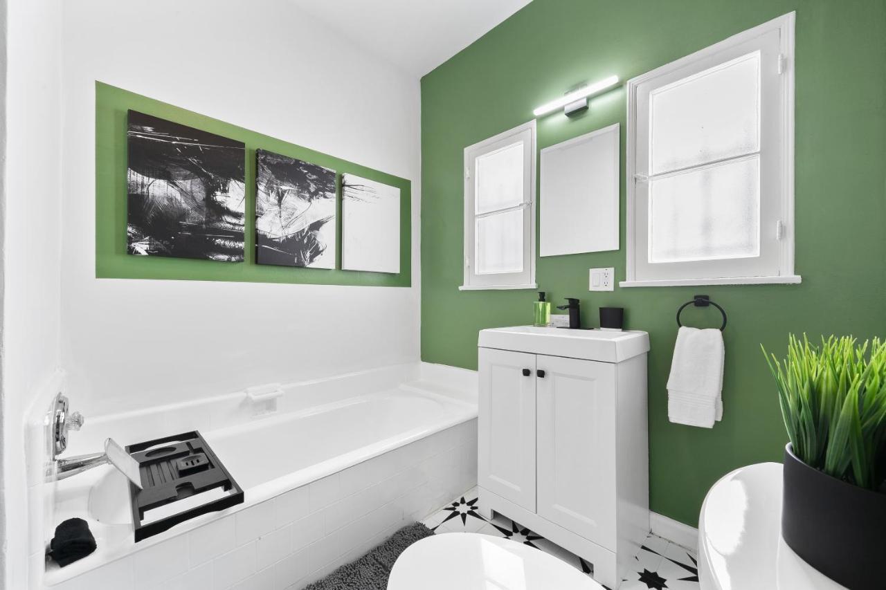 Beverly Hills Stylish & 1 Bedroom + Parking Los Ángeles